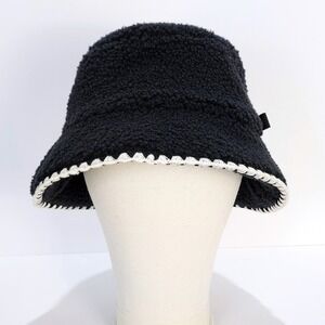 UGG Uggfluff Scalloped Hat Size S/M Black Sherpa Fleece Bucket Hat Crochet Trim